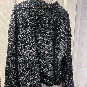 Forever 21 Sweater L